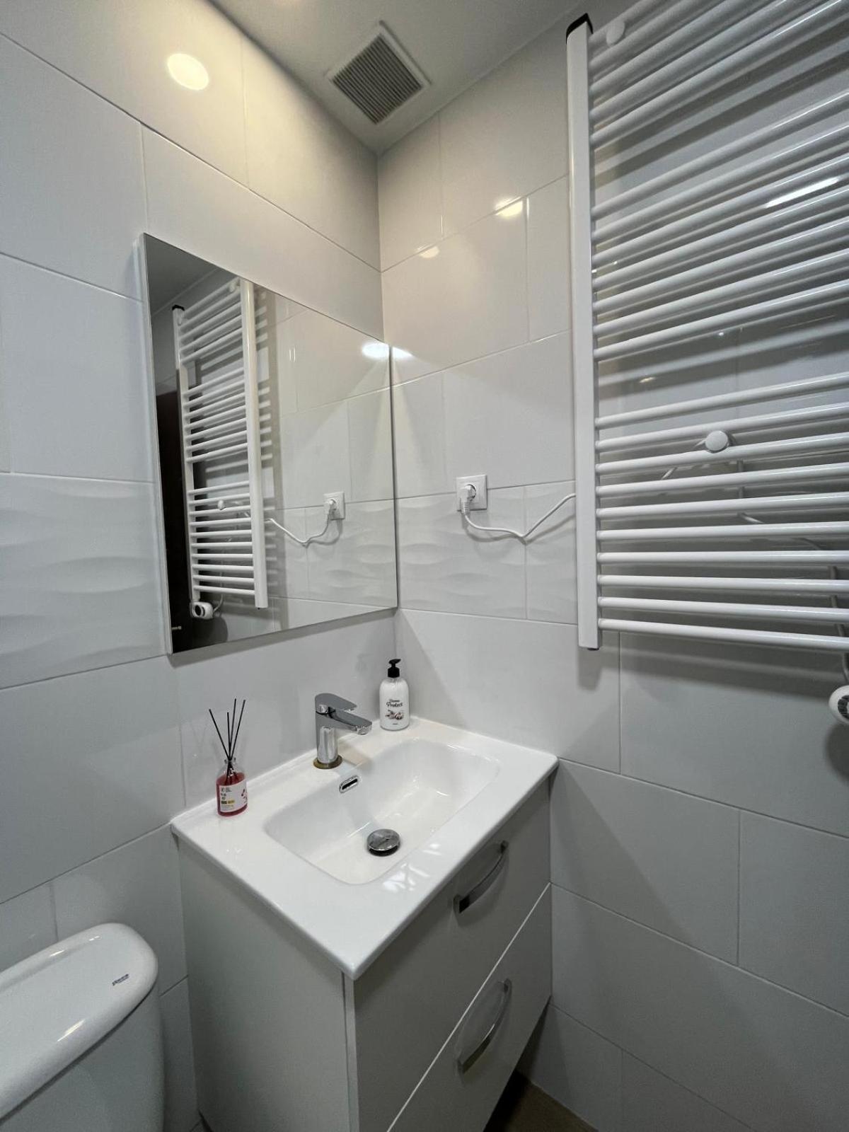 Apartamento Mercurio- Barajas 1B 马德里 外观 照片